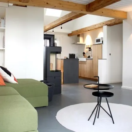 Ferienhaus Westertilli 20 - Middelhuus - Lichtdurchflutete Architektenwohnung Im Nordischen Langhaus Pellworm