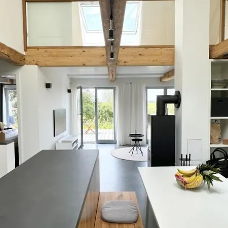 Westertilli 20 - Middelhuus - Lichtdurchflutete Architektenwohnung Im Nordischen Langhaus Ferienhaus Pellworm
